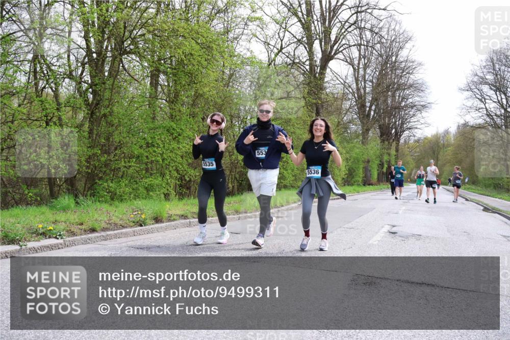 12.04.2026 - 45. Internationalen Wilhelmsburger Insellauf Yannick Fuchs http://msf.ph/oto/9499311 12.04.2026 13:14:03 Laufen 5535, 553, 5536 meine-sportfotos.de