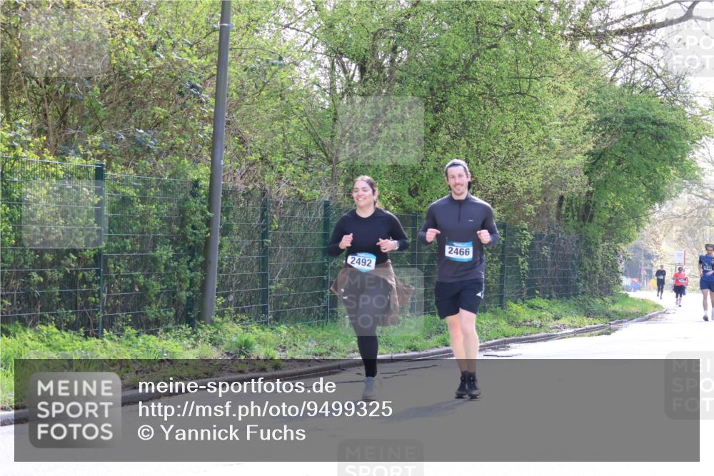12.04.2026 - 45. Internationalen Wilhelmsburger Insellauf Yannick Fuchs http://msf.ph/oto/9499325 12.04.2026 11:05:31 Laufen 2492, 2466 meine-sportfotos.de