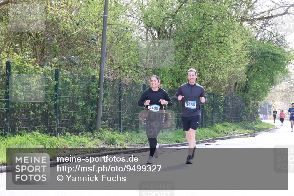 12.04.2026 - 45. Internationalen Wilhelmsburger Insellauf Yannick Fuchs http://msf.ph/oto/9499327 12.04.2026 11:05:31 Laufen 2492, 2466 meine-sportfotos.de