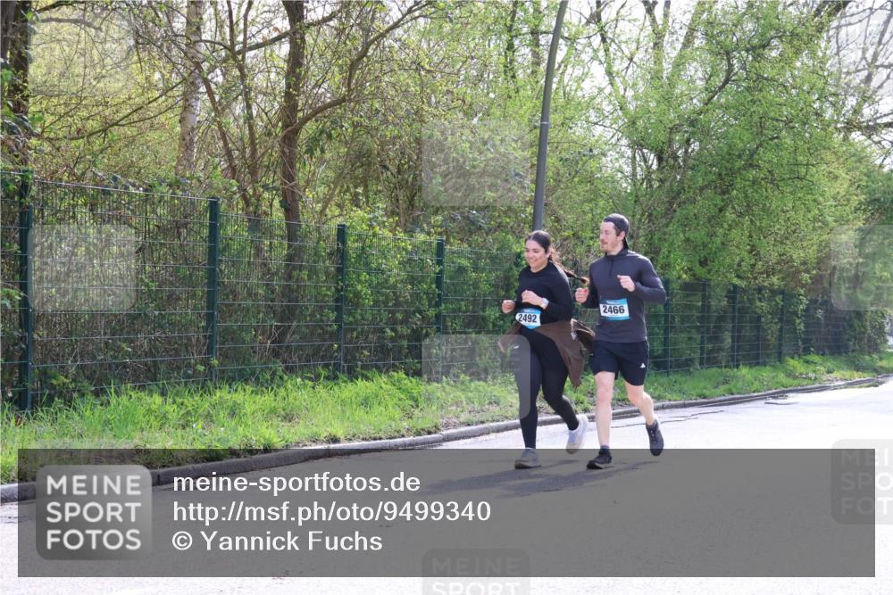 12.04.2026 - 45. Internationalen Wilhelmsburger Insellauf Yannick Fuchs http://msf.ph/oto/9499340 12.04.2026 11:05:32 Laufen 2492, 2466 meine-sportfotos.de