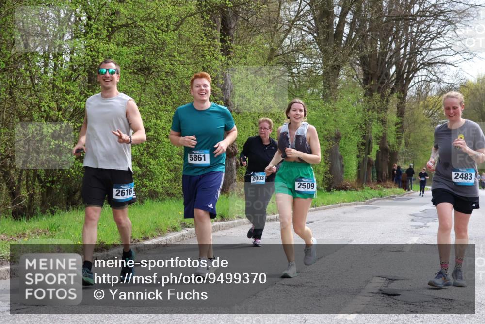 12.04.2026 - 45. Internationalen Wilhelmsburger Insellauf Yannick Fuchs http://msf.ph/oto/9499370 12.04.2026 13:14:10 Laufen 2616, 5861, 2003, 2509, 2483 meine-sportfotos.de