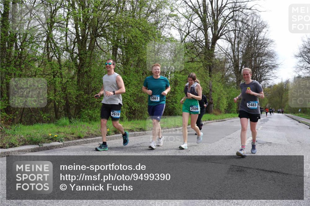12.04.2026 - 45. Internationalen Wilhelmsburger Insellauf Yannick Fuchs http://msf.ph/oto/9499390 12.04.2026 13:14:11 Laufen 2616, 5861, 2509, 2483 meine-sportfotos.de