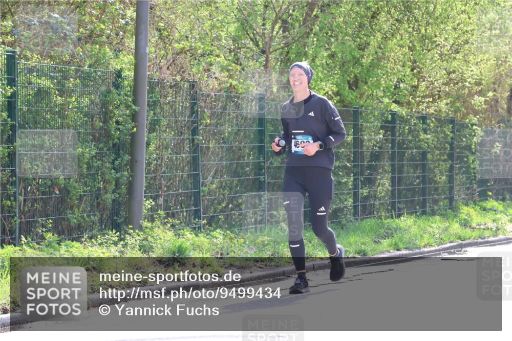 12.04.2026 - 45. Internationalen Wilhelmsburger Insellauf Yannick Fuchs http://msf.ph/oto/9499434 12.04.2026 11:06:05 Laufen 460 meine-sportfotos.de