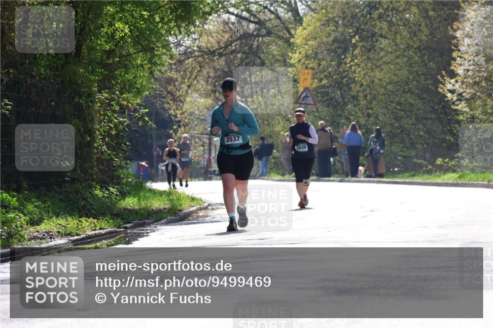 12.04.2026 - 45. Internationalen Wilhelmsburger Insellauf Yannick Fuchs http://msf.ph/oto/9499469 12.04.2026 11:06:15 Laufen 9, 3537, 3808 meine-sportfotos.de