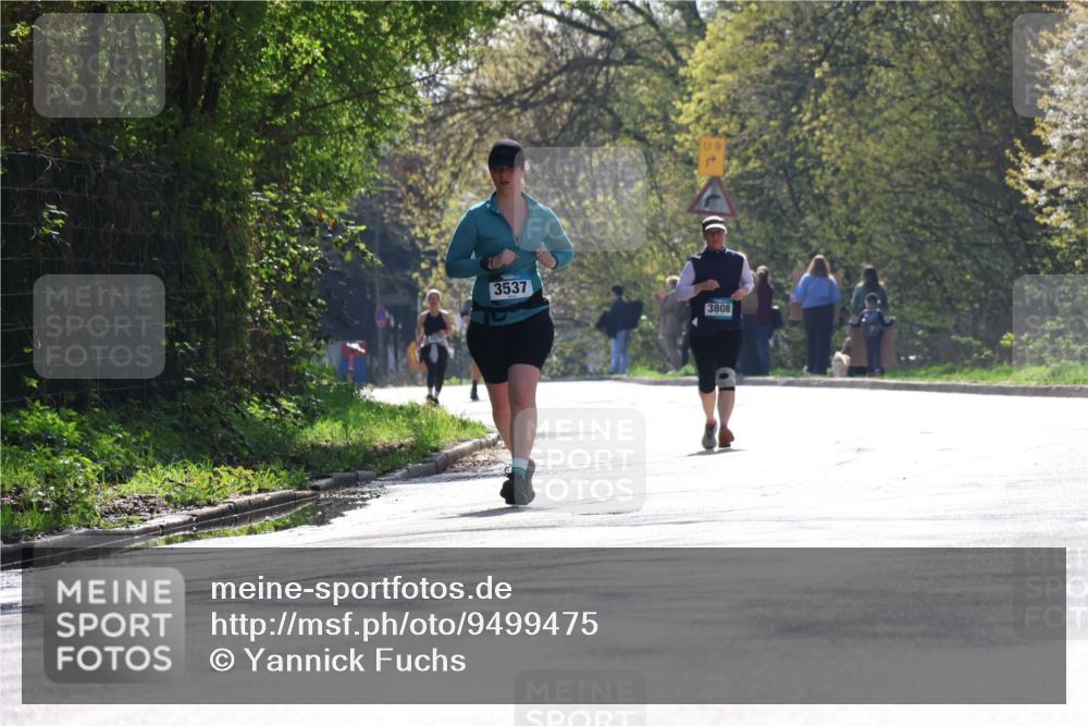 12.04.2026 - 45. Internationalen Wilhelmsburger Insellauf Yannick Fuchs http://msf.ph/oto/9499475 12.04.2026 11:06:16 Laufen 3537, 3808 meine-sportfotos.de