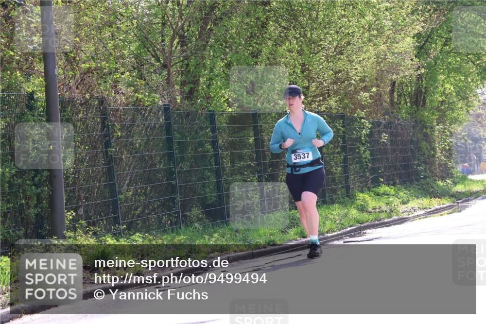 12.04.2026 - 45. Internationalen Wilhelmsburger Insellauf Yannick Fuchs http://msf.ph/oto/9499494 12.04.2026 11:06:22 Laufen 3537 meine-sportfotos.de