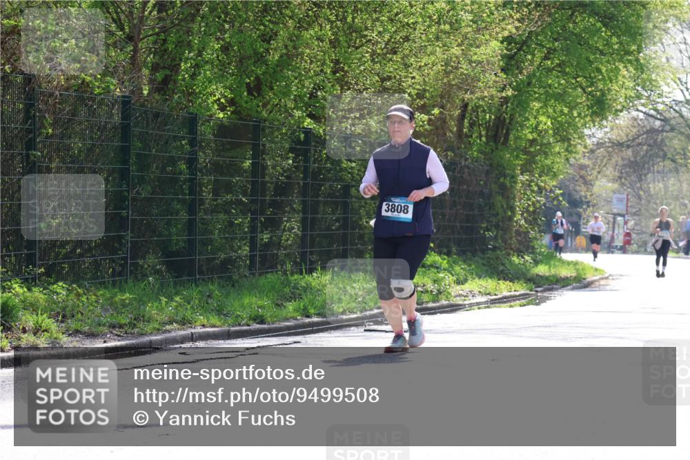 12.04.2026 - 45. Internationalen Wilhelmsburger Insellauf Yannick Fuchs http://msf.ph/oto/9499508 12.04.2026 11:06:29 Laufen 3808 meine-sportfotos.de