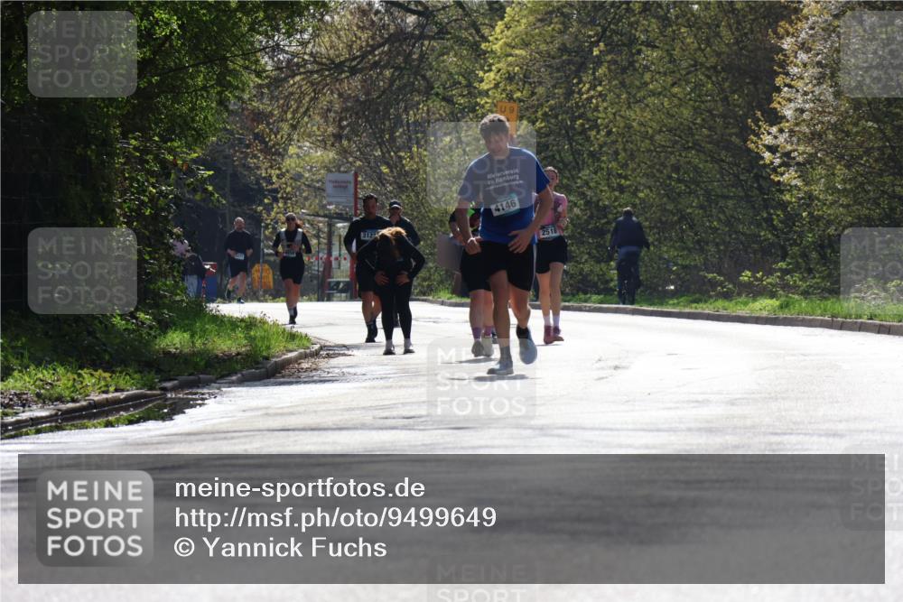 12.04.2026 - 45. Internationalen Wilhelmsburger Insellauf Yannick Fuchs http://msf.ph/oto/9499649 12.04.2026 11:07:21 Laufen 3122, 9, 4146, 2518 meine-sportfotos.de