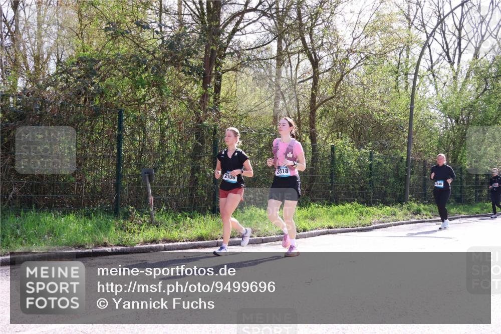 12.04.2026 - 45. Internationalen Wilhelmsburger Insellauf Yannick Fuchs http://msf.ph/oto/9499696 12.04.2026 11:07:42 Laufen 2108, 2518, 2146 meine-sportfotos.de