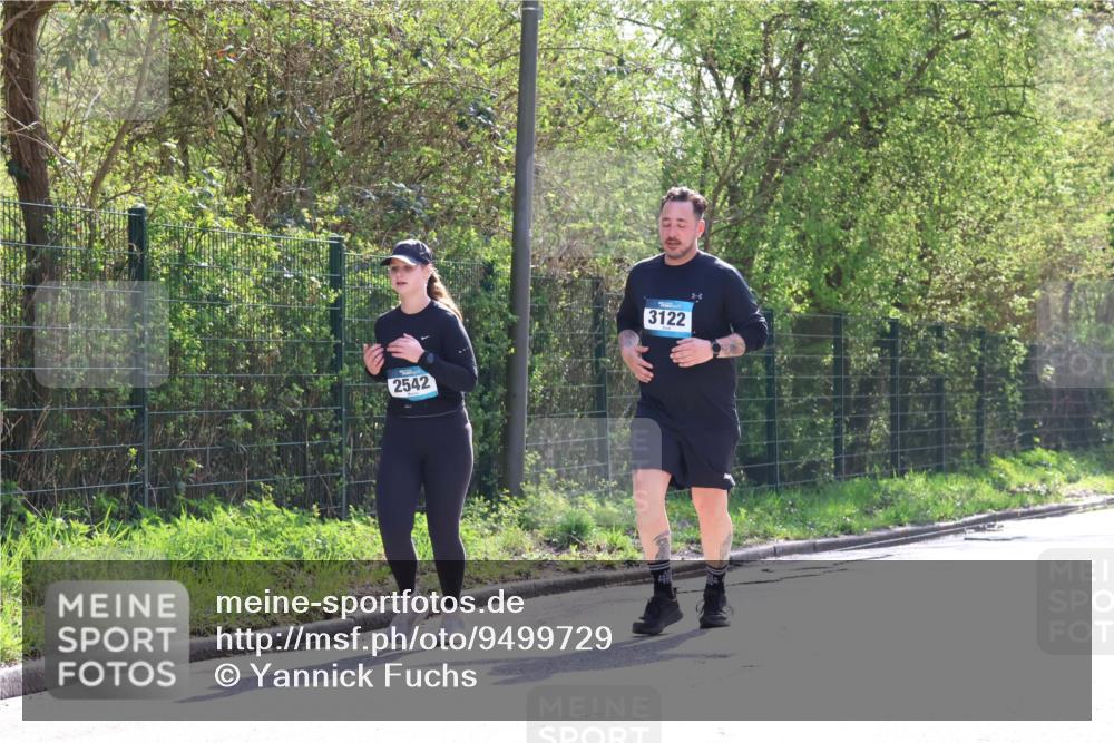 12.04.2026 - 45. Internationalen Wilhelmsburger Insellauf Yannick Fuchs http://msf.ph/oto/9499729 12.04.2026 11:07:48 Laufen 2542, 3122 meine-sportfotos.de