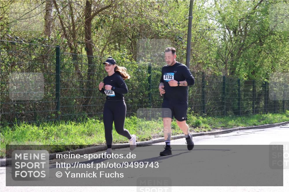 12.04.2026 - 45. Internationalen Wilhelmsburger Insellauf Yannick Fuchs http://msf.ph/oto/9499743 12.04.2026 11:07:49 Laufen 2542, 3122 meine-sportfotos.de