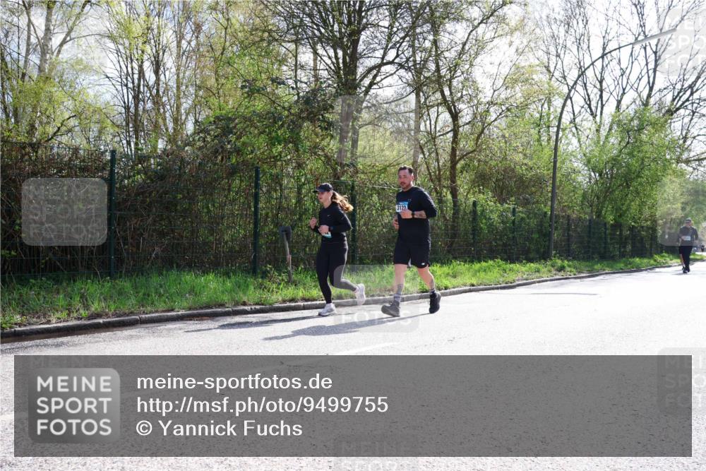 12.04.2026 - 45. Internationalen Wilhelmsburger Insellauf Yannick Fuchs http://msf.ph/oto/9499755 12.04.2026 11:07:50 Laufen 3122 meine-sportfotos.de
