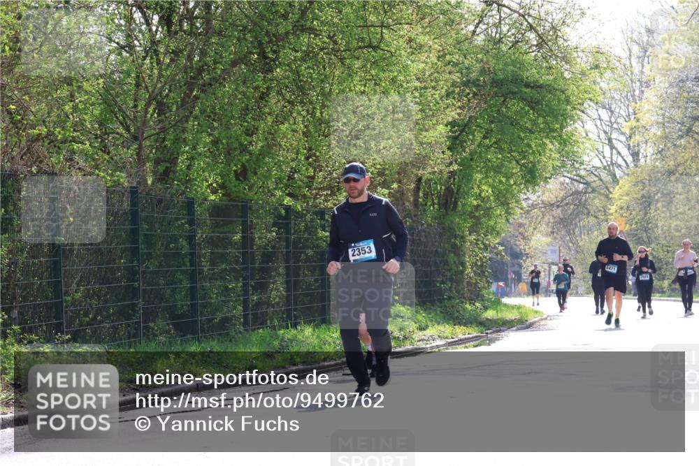 12.04.2026 - 45. Internationalen Wilhelmsburger Insellauf Yannick Fuchs http://msf.ph/oto/9499762 12.04.2026 11:07:52 Laufen 2353, 5471, 2929 meine-sportfotos.de