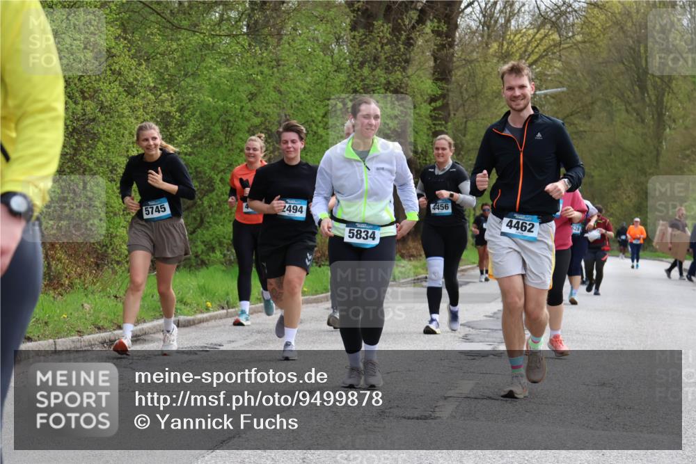 12.04.2026 - 45. Internationalen Wilhelmsburger Insellauf Yannick Fuchs http://msf.ph/oto/9499878 12.04.2026 13:16:00 Laufen 5745, 2494, 5834, 4456, 4462, 628 meine-sportfotos.de