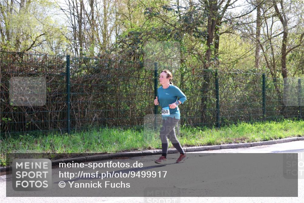 12.04.2026 - 45. Internationalen Wilhelmsburger Insellauf Yannick Fuchs http://msf.ph/oto/9499917 12.04.2026 11:08:22 Laufen 450 meine-sportfotos.de