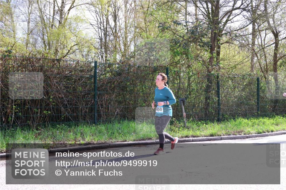 12.04.2026 - 45. Internationalen Wilhelmsburger Insellauf Yannick Fuchs http://msf.ph/oto/9499919 12.04.2026 11:08:22 Laufen 450 meine-sportfotos.de