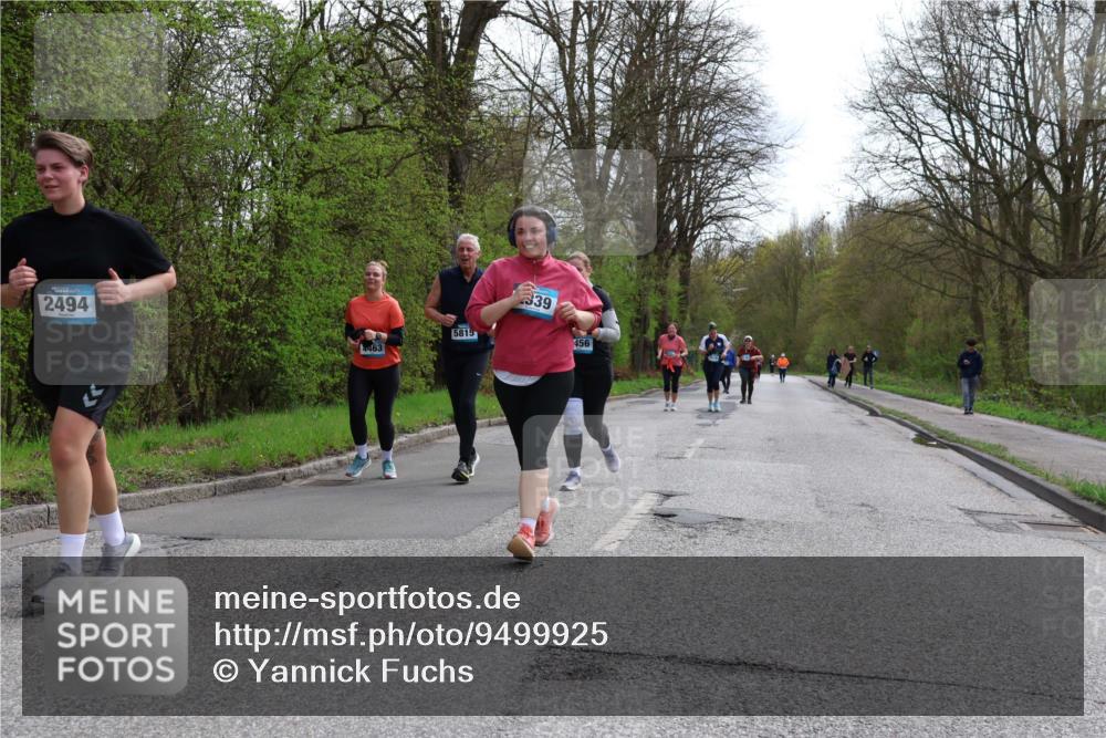 12.04.2026 - 45. Internationalen Wilhelmsburger Insellauf Yannick Fuchs http://msf.ph/oto/9499925 12.04.2026 13:16:05 Laufen 2494, 4463, 5815, 39, 456 meine-sportfotos.de