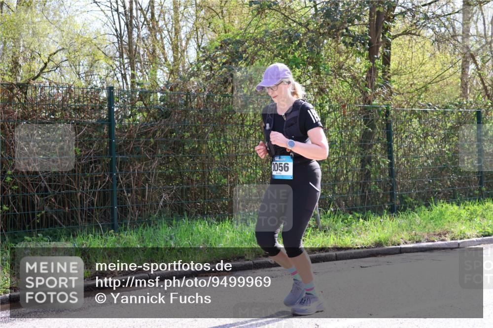 12.04.2026 - 45. Internationalen Wilhelmsburger Insellauf Yannick Fuchs http://msf.ph/oto/9499969 12.04.2026 11:08:28 Laufen 1056 meine-sportfotos.de