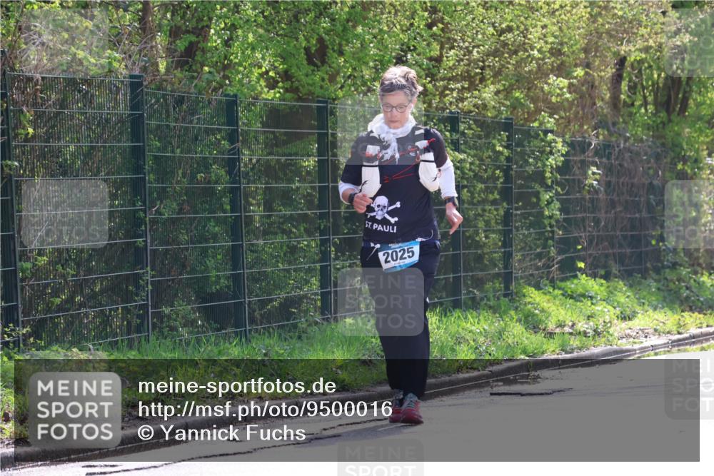 12.04.2026 - 45. Internationalen Wilhelmsburger Insellauf Yannick Fuchs http://msf.ph/oto/9500016 12.04.2026 11:09:18 Laufen 2025 meine-sportfotos.de