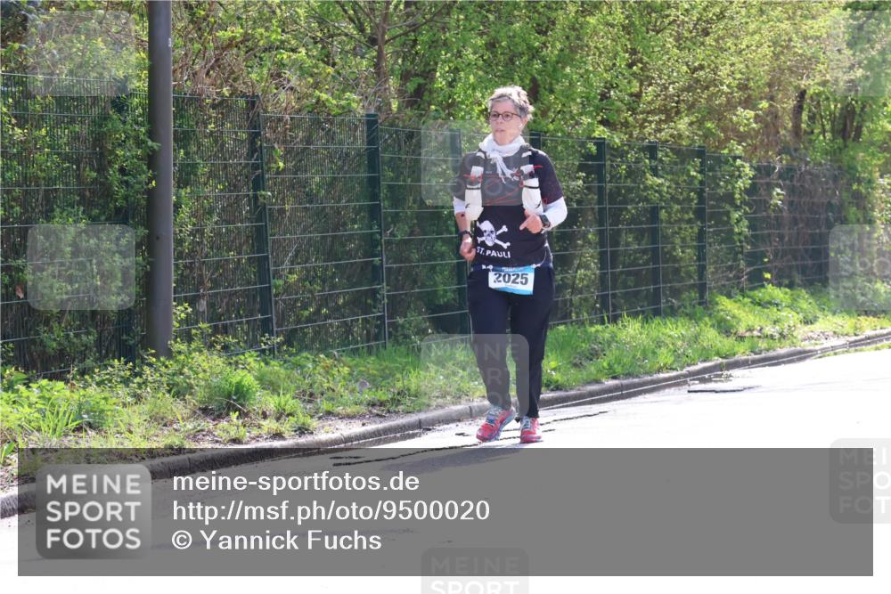 12.04.2026 - 45. Internationalen Wilhelmsburger Insellauf Yannick Fuchs http://msf.ph/oto/9500020 12.04.2026 11:09:19 Laufen 2025 meine-sportfotos.de