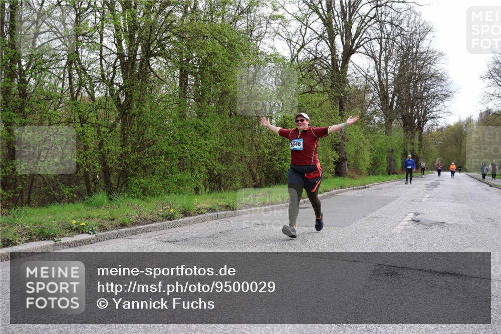 12.04.2026 - 45. Internationalen Wilhelmsburger Insellauf Yannick Fuchs http://msf.ph/oto/9500029 12.04.2026 13:16:16 Laufen 5546 meine-sportfotos.de