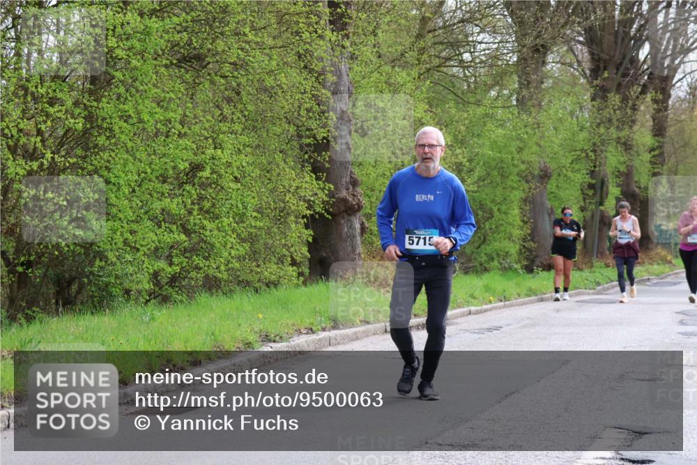 12.04.2026 - 45. Internationalen Wilhelmsburger Insellauf Yannick Fuchs http://msf.ph/oto/9500063 12.04.2026 13:16:24 Laufen 5715, 2587 meine-sportfotos.de