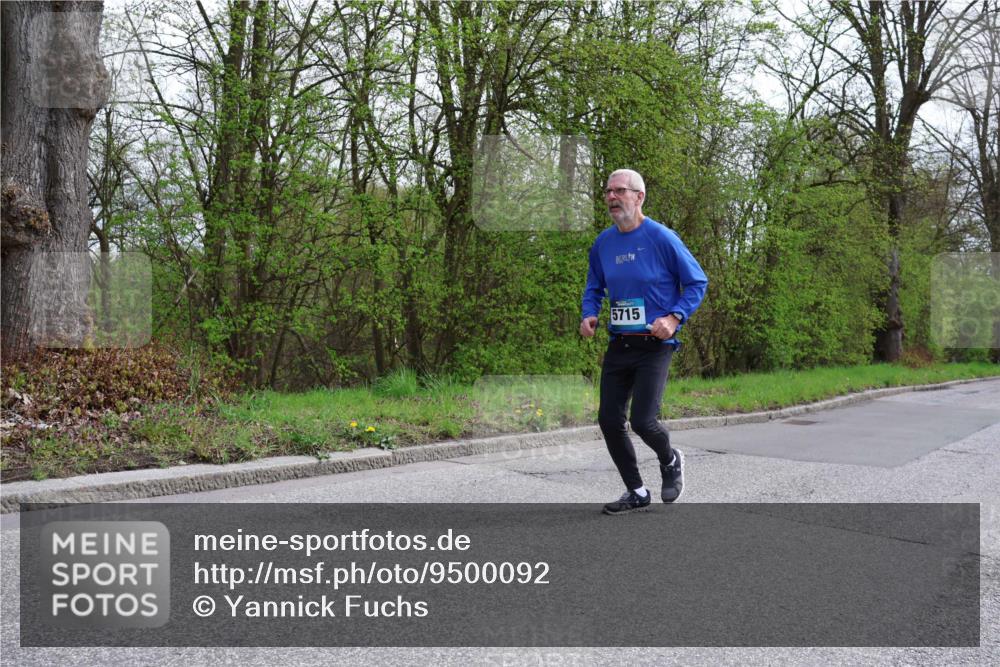 12.04.2026 - 45. Internationalen Wilhelmsburger Insellauf Yannick Fuchs http://msf.ph/oto/9500092 12.04.2026 13:16:26 Laufen 5715 meine-sportfotos.de
