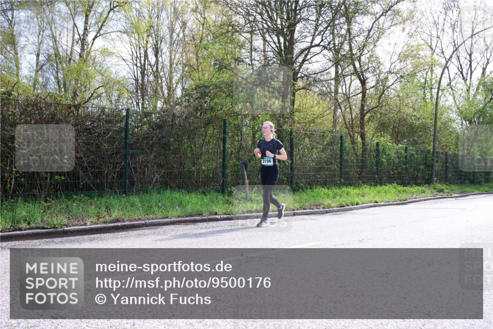 12.04.2026 - 45. Internationalen Wilhelmsburger Insellauf Yannick Fuchs http://msf.ph/oto/9500176 12.04.2026 11:09:53 Laufen 3196 meine-sportfotos.de