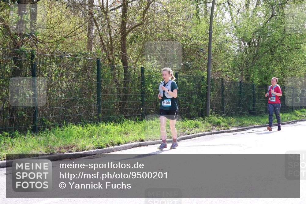 12.04.2026 - 45. Internationalen Wilhelmsburger Insellauf Yannick Fuchs http://msf.ph/oto/9500201 12.04.2026 11:10:18 Laufen 2109, 2388 meine-sportfotos.de