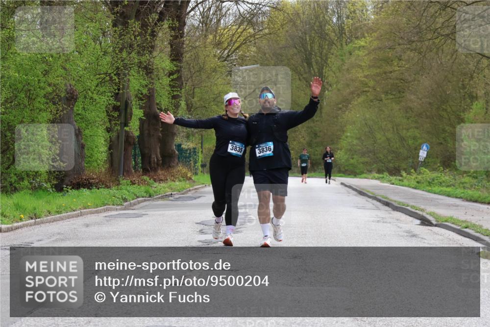 12.04.2026 - 45. Internationalen Wilhelmsburger Insellauf Yannick Fuchs http://msf.ph/oto/9500204 12.04.2026 13:16:46 Laufen 3835, 3836, 41 meine-sportfotos.de