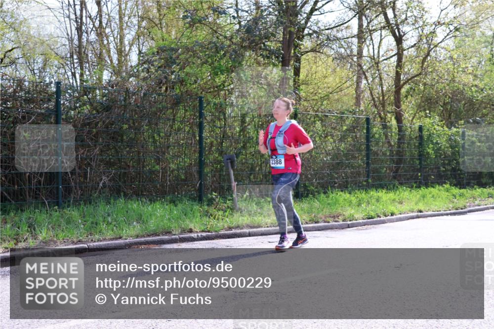 12.04.2026 - 45. Internationalen Wilhelmsburger Insellauf Yannick Fuchs http://msf.ph/oto/9500229 12.04.2026 11:10:23 Laufen 2388 meine-sportfotos.de