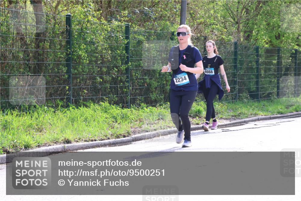 12.04.2026 - 45. Internationalen Wilhelmsburger Insellauf Yannick Fuchs http://msf.ph/oto/9500251 12.04.2026 11:10:32 Laufen 2234, 4668 meine-sportfotos.de