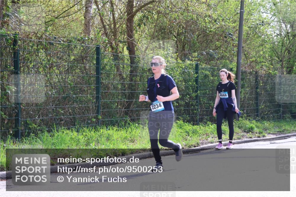 12.04.2026 - 45. Internationalen Wilhelmsburger Insellauf Yannick Fuchs http://msf.ph/oto/9500253 12.04.2026 11:10:33 Laufen 2234, 4668 meine-sportfotos.de