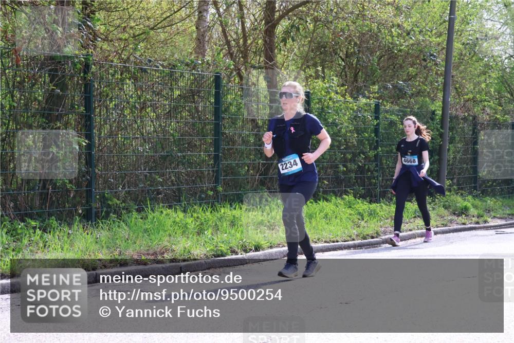 12.04.2026 - 45. Internationalen Wilhelmsburger Insellauf Yannick Fuchs http://msf.ph/oto/9500254 12.04.2026 11:10:33 Laufen 2234, 4668 meine-sportfotos.de