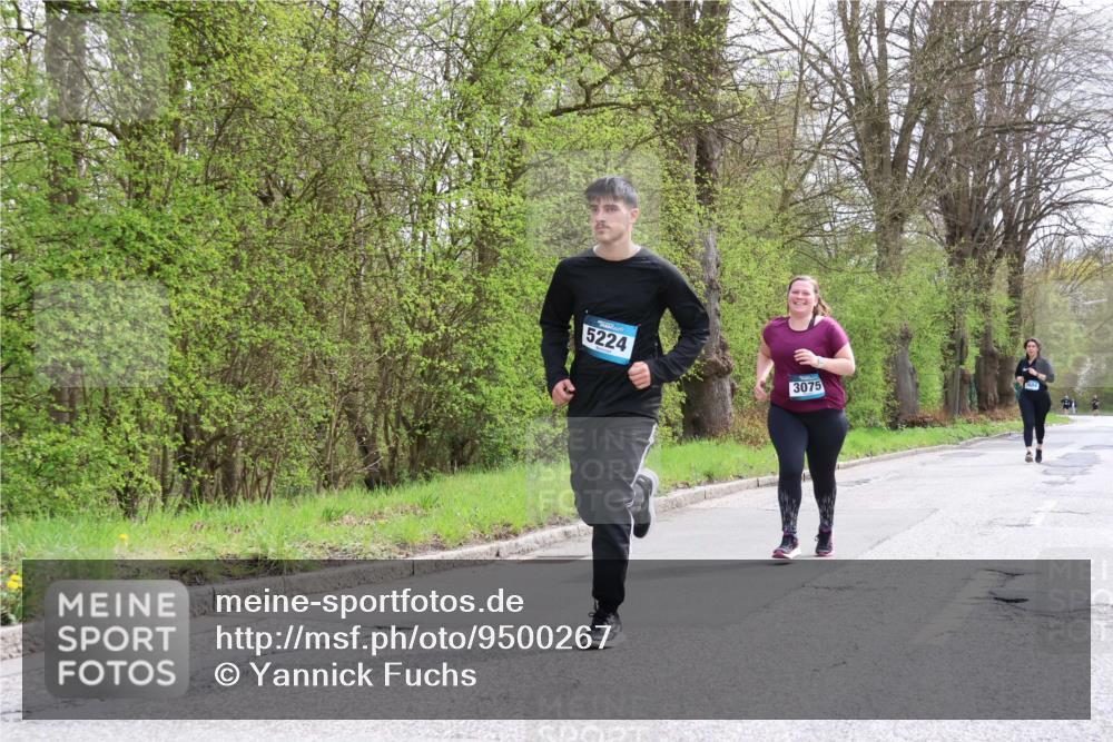 12.04.2026 - 45. Internationalen Wilhelmsburger Insellauf Yannick Fuchs http://msf.ph/oto/9500267 12.04.2026 13:17:10 Laufen 5224, 3075 meine-sportfotos.de
