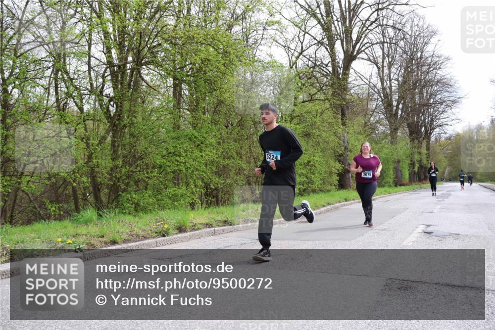 12.04.2026 - 45. Internationalen Wilhelmsburger Insellauf Yannick Fuchs http://msf.ph/oto/9500272 12.04.2026 13:17:10 Laufen 5224, 3075 meine-sportfotos.de