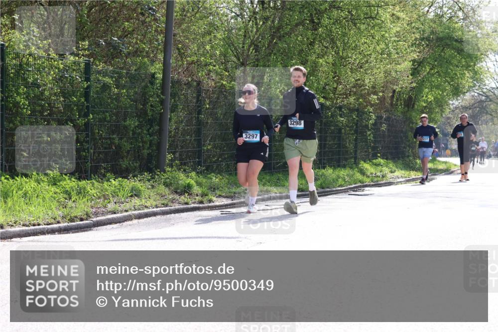 12.04.2026 - 45. Internationalen Wilhelmsburger Insellauf Yannick Fuchs http://msf.ph/oto/9500349 12.04.2026 11:10:57 Laufen 3297, 3298, 237 meine-sportfotos.de