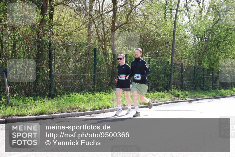 12.04.2026 - 45. Internationalen Wilhelmsburger Insellauf Yannick Fuchs http://msf.ph/oto/9500366 12.04.2026 11:10:59 Laufen 3298, 305 meine-sportfotos.de