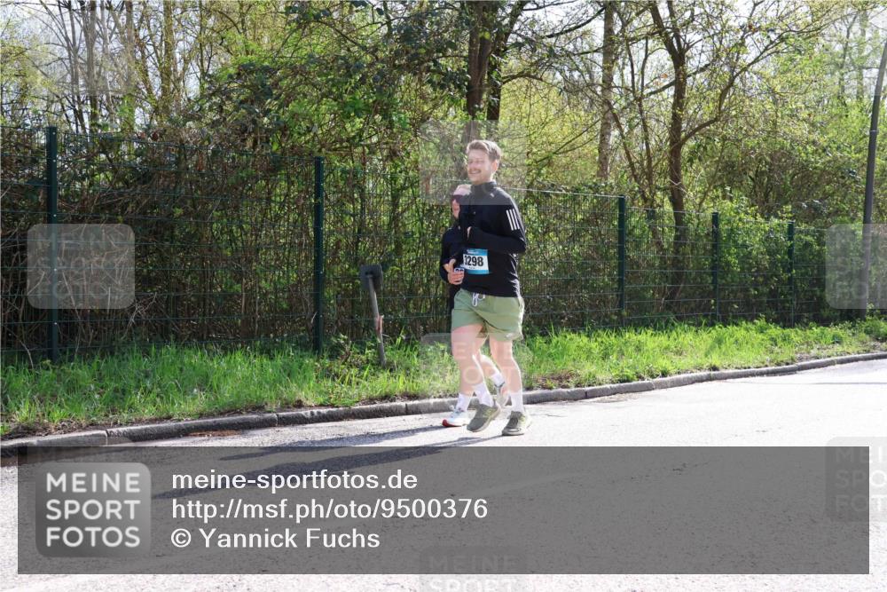 12.04.2026 - 45. Internationalen Wilhelmsburger Insellauf Yannick Fuchs http://msf.ph/oto/9500376 12.04.2026 11:11:01 Laufen 3298 meine-sportfotos.de