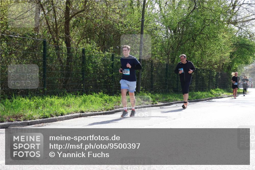 12.04.2026 - 45. Internationalen Wilhelmsburger Insellauf Yannick Fuchs http://msf.ph/oto/9500397 12.04.2026 11:11:06 Laufen 2237 meine-sportfotos.de