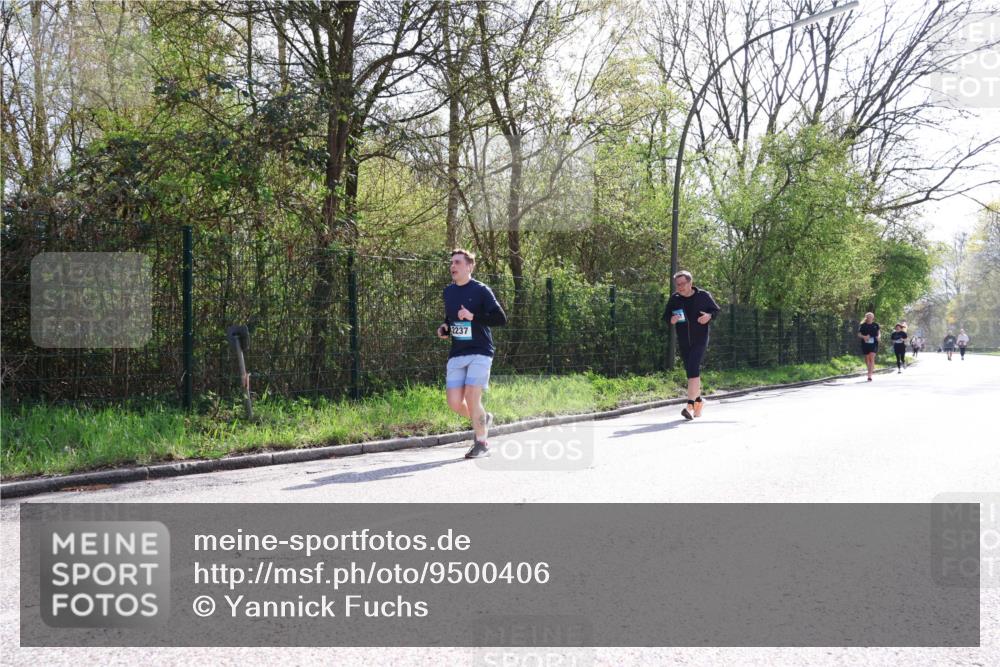 12.04.2026 - 45. Internationalen Wilhelmsburger Insellauf Yannick Fuchs http://msf.ph/oto/9500406 12.04.2026 11:11:07 Laufen 2237 meine-sportfotos.de
