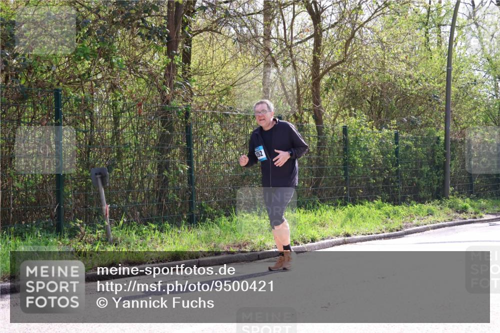 12.04.2026 - 45. Internationalen Wilhelmsburger Insellauf Yannick Fuchs http://msf.ph/oto/9500421 12.04.2026 11:11:09 Laufen 352 meine-sportfotos.de