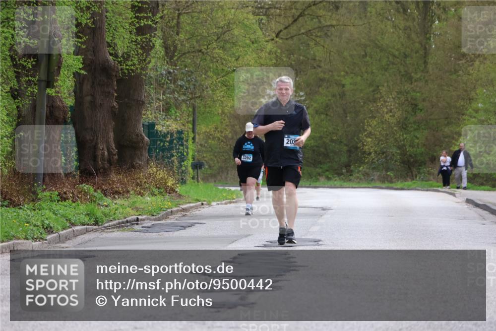 12.04.2026 - 45. Internationalen Wilhelmsburger Insellauf Yannick Fuchs http://msf.ph/oto/9500442 12.04.2026 13:18:04 Laufen 3282, 203 meine-sportfotos.de