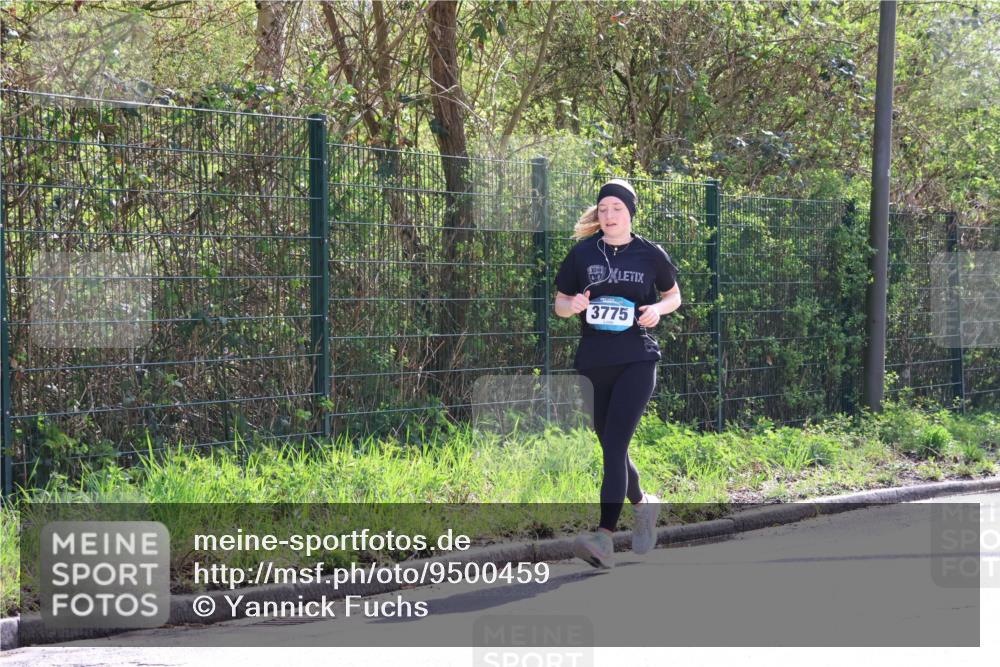 12.04.2026 - 45. Internationalen Wilhelmsburger Insellauf Yannick Fuchs http://msf.ph/oto/9500459 12.04.2026 11:11:16 Laufen 3775 meine-sportfotos.de