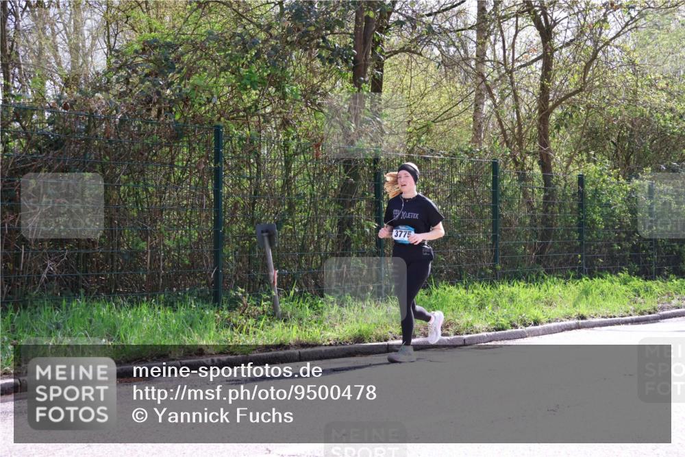 12.04.2026 - 45. Internationalen Wilhelmsburger Insellauf Yannick Fuchs http://msf.ph/oto/9500478 12.04.2026 11:11:17 Laufen 3775 meine-sportfotos.de