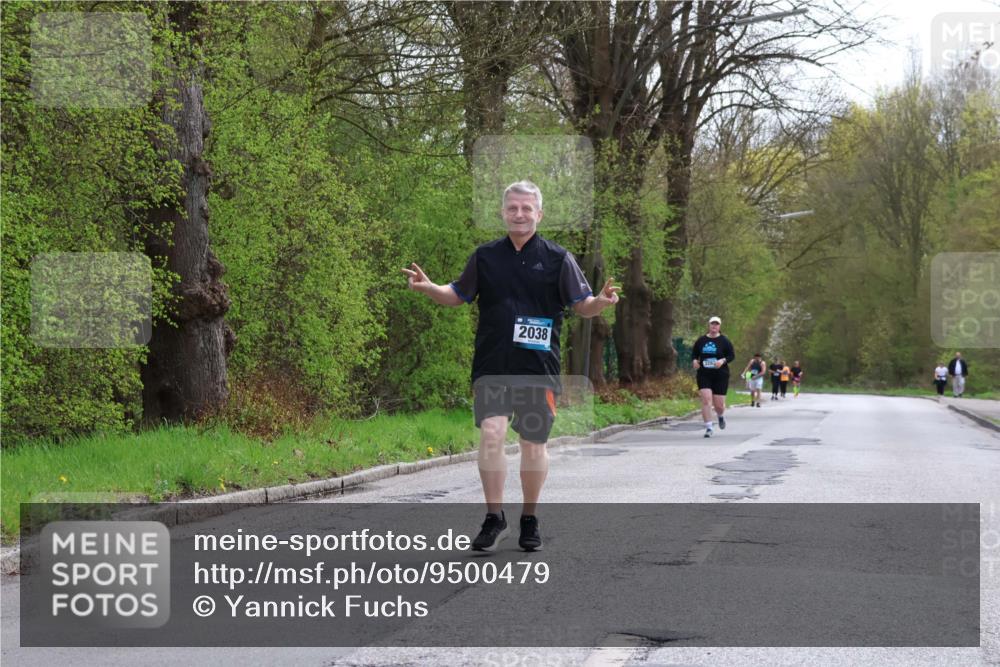 12.04.2026 - 45. Internationalen Wilhelmsburger Insellauf Yannick Fuchs http://msf.ph/oto/9500479 12.04.2026 13:18:14 Laufen 2038 meine-sportfotos.de