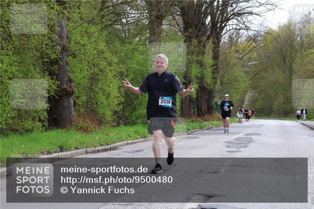 12.04.2026 - 45. Internationalen Wilhelmsburger Insellauf Yannick Fuchs http://msf.ph/oto/9500480 12.04.2026 13:18:14 Laufen 2038 meine-sportfotos.de