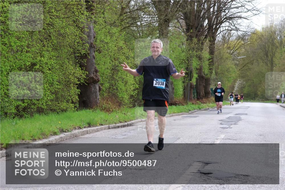 12.04.2026 - 45. Internationalen Wilhelmsburger Insellauf Yannick Fuchs http://msf.ph/oto/9500487 12.04.2026 13:18:14 Laufen 2038 meine-sportfotos.de