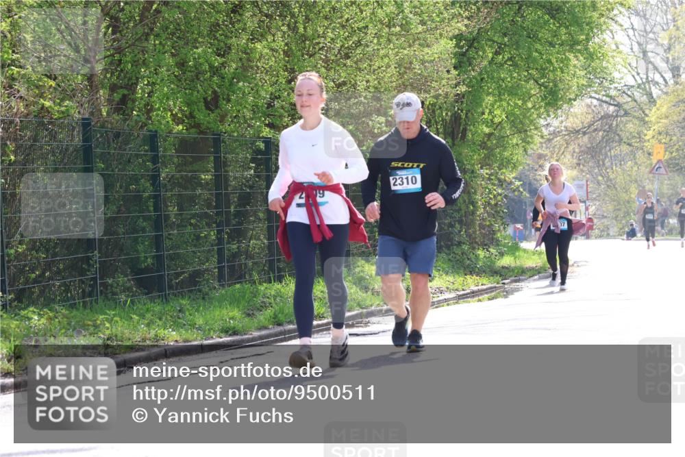 12.04.2026 - 45. Internationalen Wilhelmsburger Insellauf Yannick Fuchs http://msf.ph/oto/9500511 12.04.2026 11:11:26 Laufen 2310, 60 meine-sportfotos.de