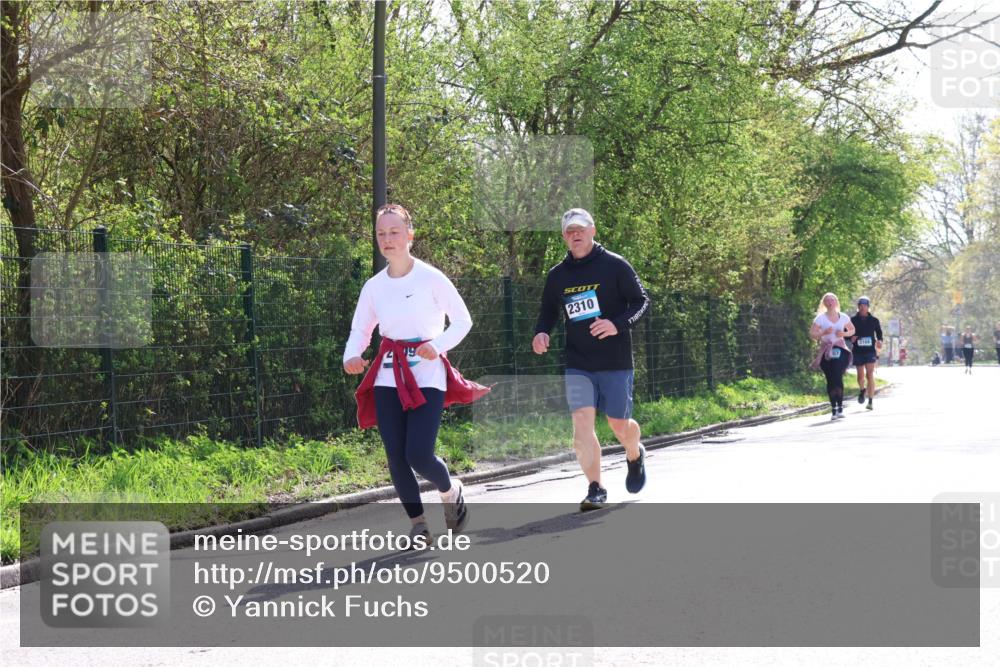 12.04.2026 - 45. Internationalen Wilhelmsburger Insellauf Yannick Fuchs http://msf.ph/oto/9500520 12.04.2026 11:11:29 Laufen 2310, 3168 meine-sportfotos.de